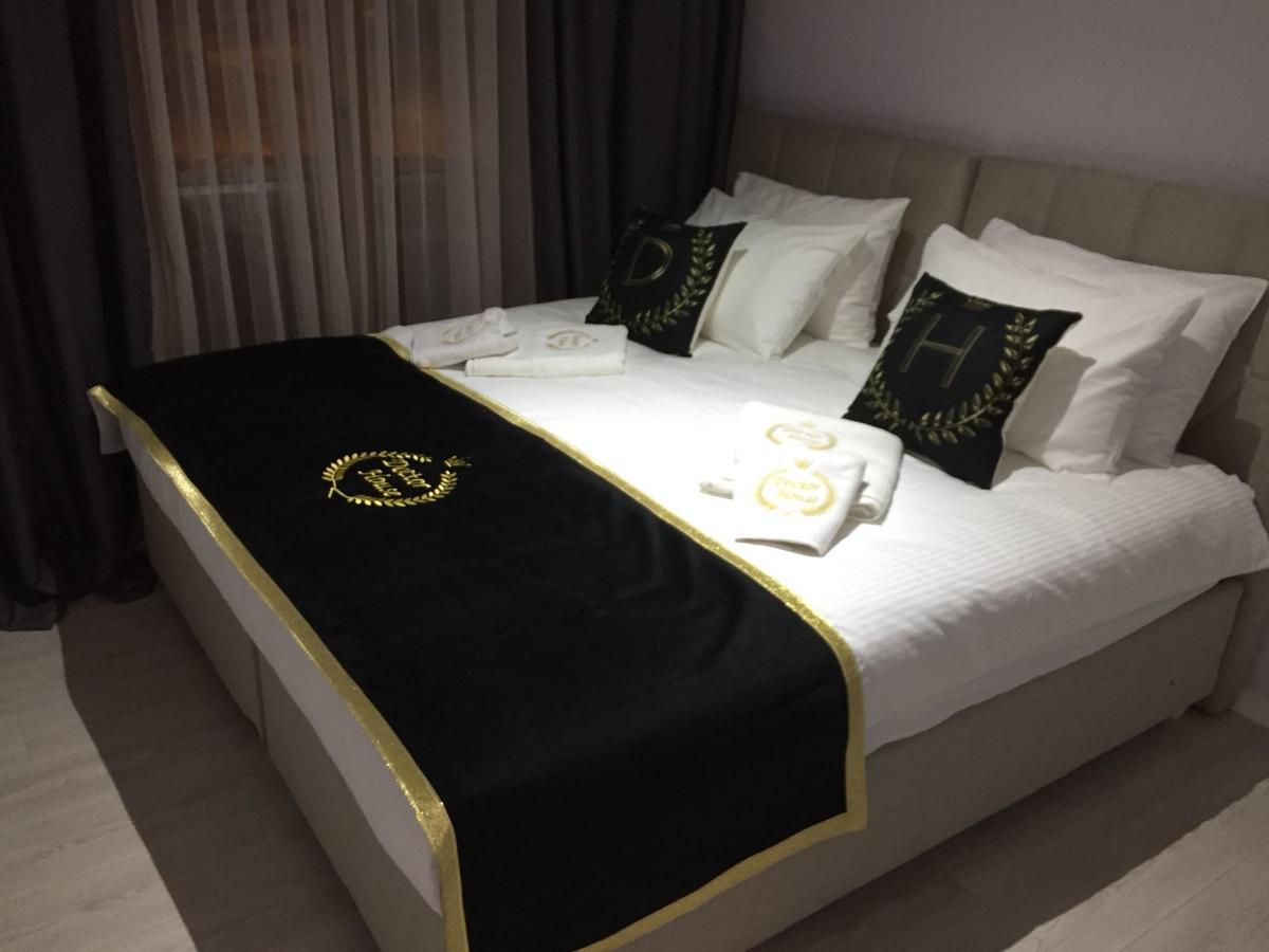 Doctor House Hotel Talas Екстериор снимка
